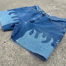 Denim on Fire Distress 5inch Lee Jorts 33W