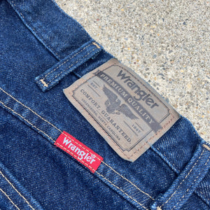 Denim on Fire Distress 5inch Wrangler Jorts 36W