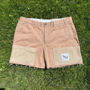 2-Tone Octa-Pocket Distressed Shorts 38W