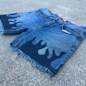 Denim on Fire Distress 5inch Jorts 34W