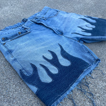 Denim on Fire Distress 5inch GAP Jorts 33W