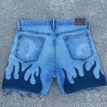 Denim on Fire Distress 5inch GAP Jorts 33W